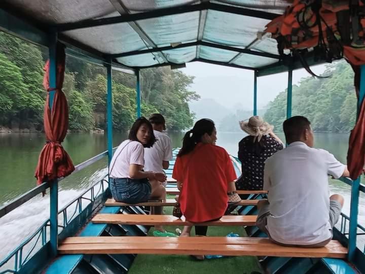 Tran Xuan Homestay Ba Be Village Exteriör bild