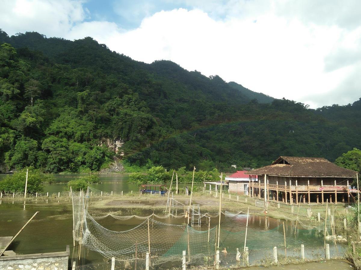 Tran Xuan Homestay Ba Be Village Exteriör bild